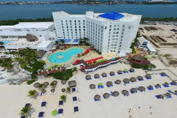 Royal Sunset Beach Resort Cancun