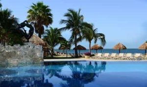cheap Cancun hotel zone