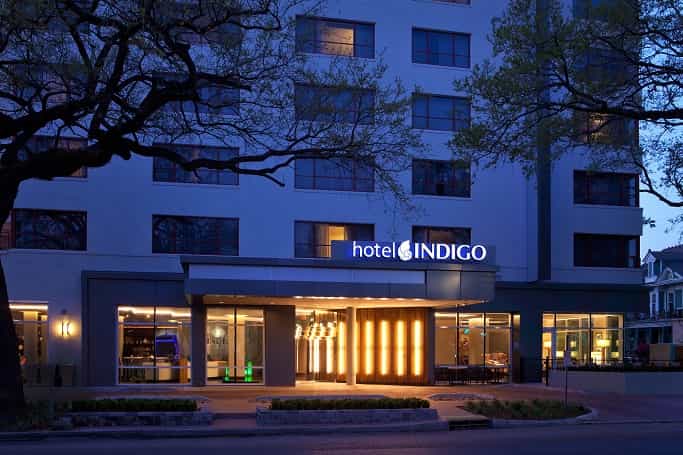 Indigo Hotel Louisiana Entrance