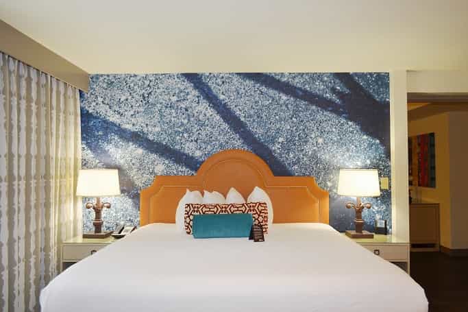 Hotel Indigo Louisiana Bedroom