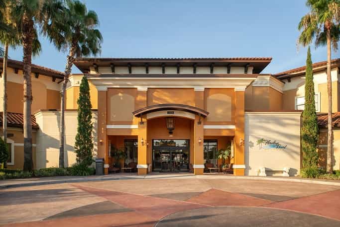 Resorts Near Universal Studios
